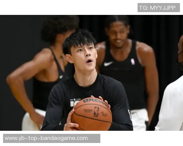 曾凡博海外挑战之路犹豫不决浪费宝贵时间媒体人发声分析